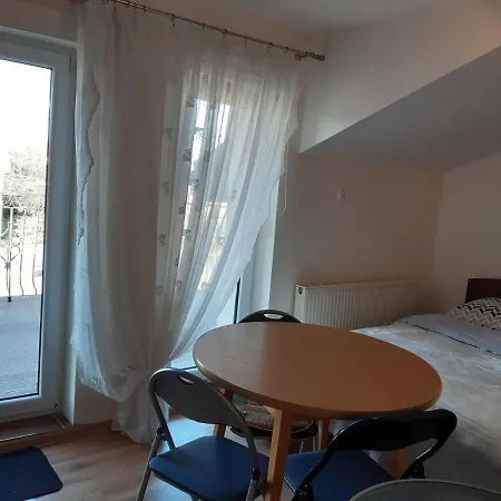 Pokoje Goscinne Augustyna Leba Exterior foto